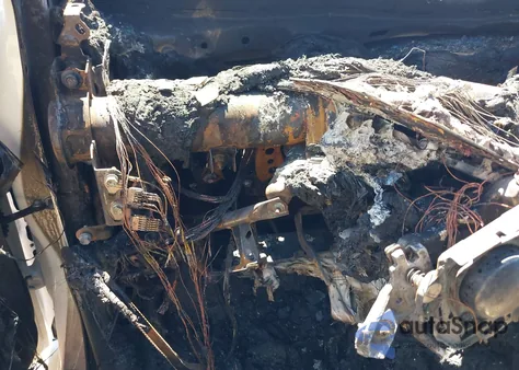 2021 Toyota Camry Se z USA, uszkodzony, nr VIN 4T1G11AK8MU606979